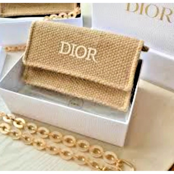 Dior Beige Clutch with Gold Chain VIP - Picture 2 of 4